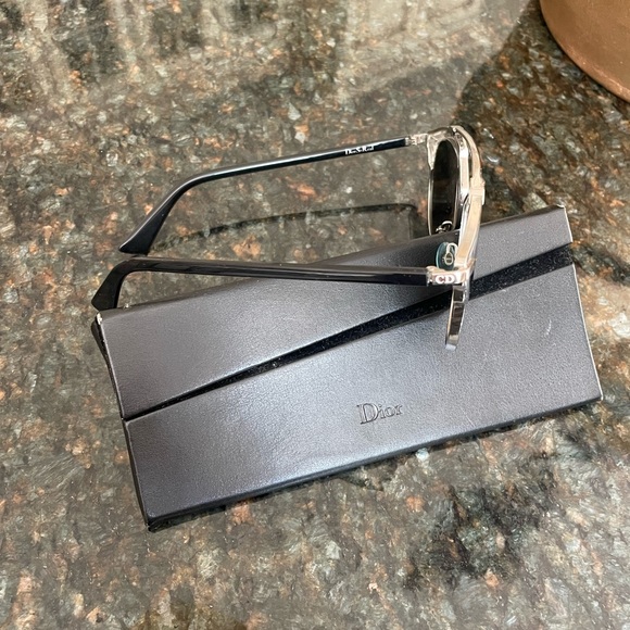 Real Dior Sunglasses - Picture 2 of 8